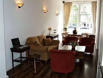 Lovely Canal Apartment